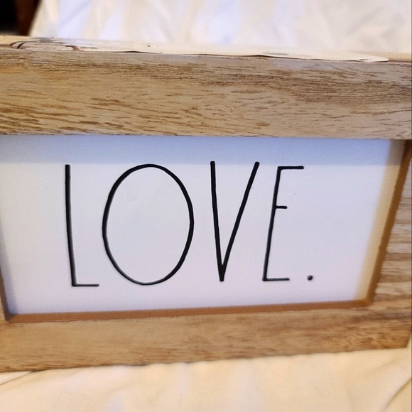 Decoration - Picture 1 of 1